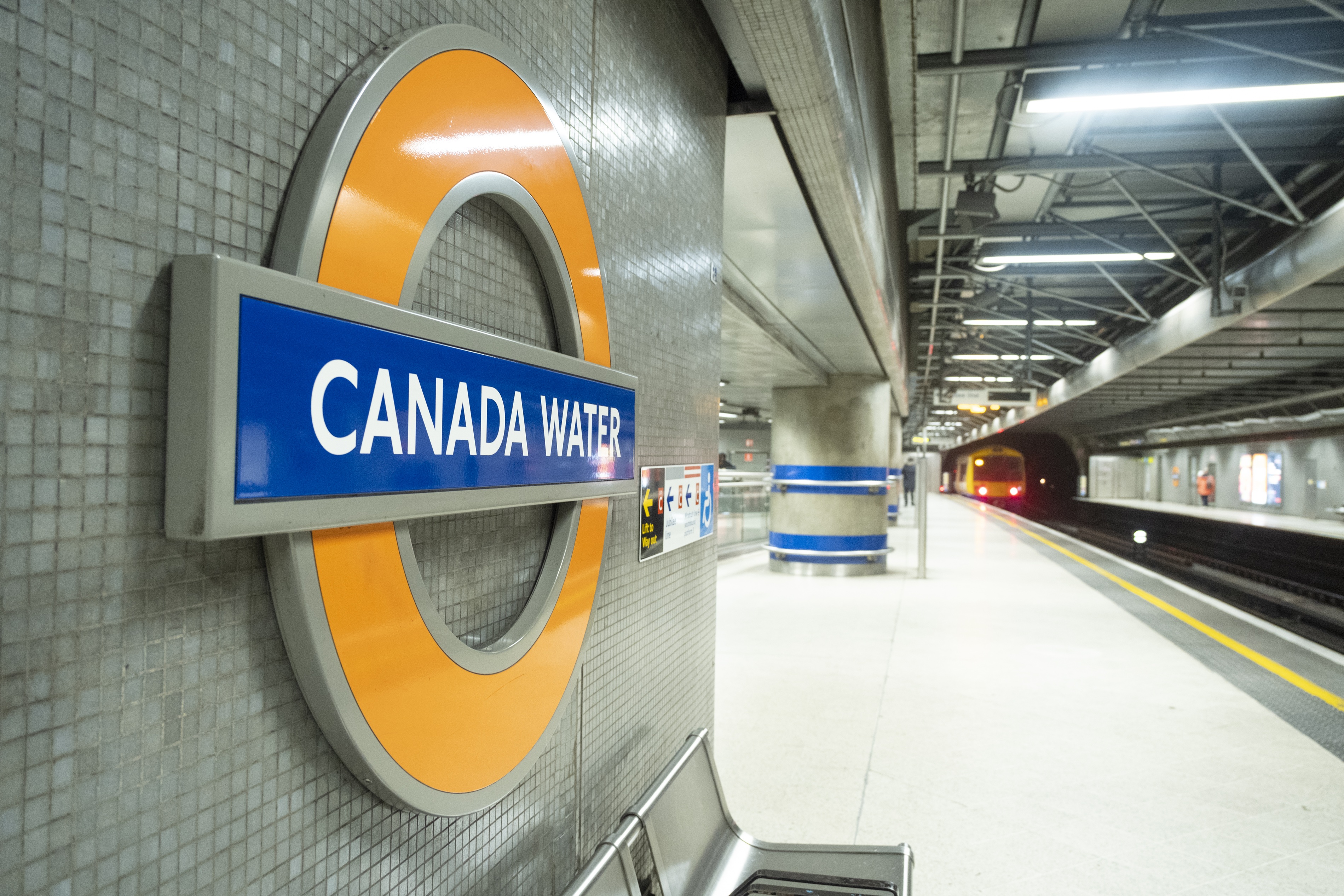 Canada Water station